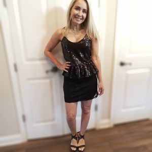 Black lace mini skirt nite out